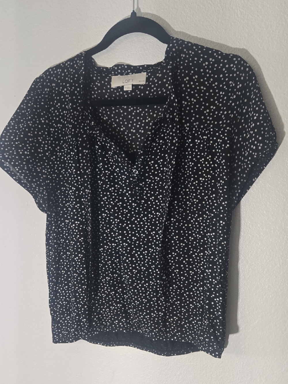 LOFT Black and White Dot Short Sleeve Blouse